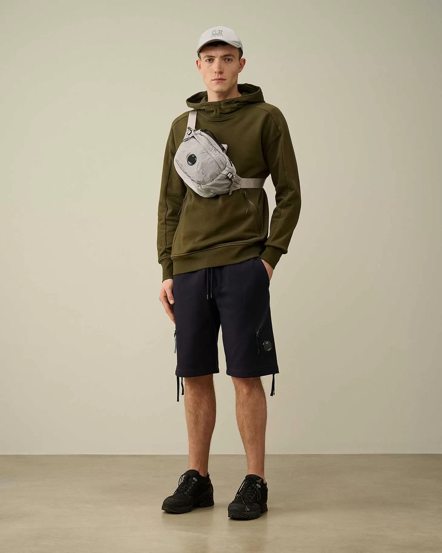Cheap Diagonal Raised Fleece Goggle Hoodie Men Sweatshirts