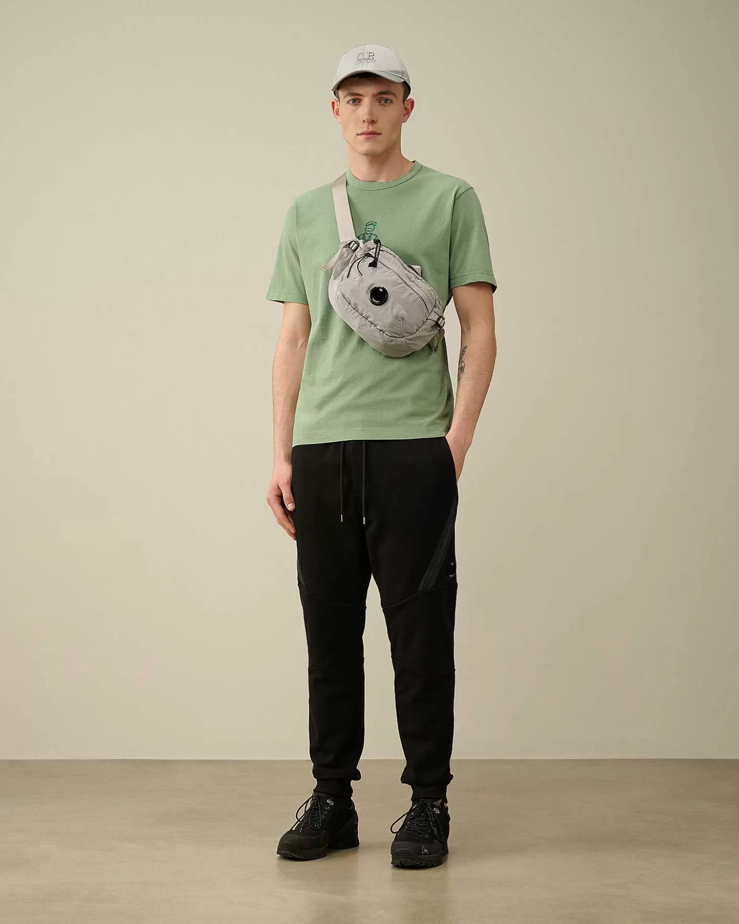 Hot Diagonal Raised Fleece Sweatpants Men Tracksuits & Shorts