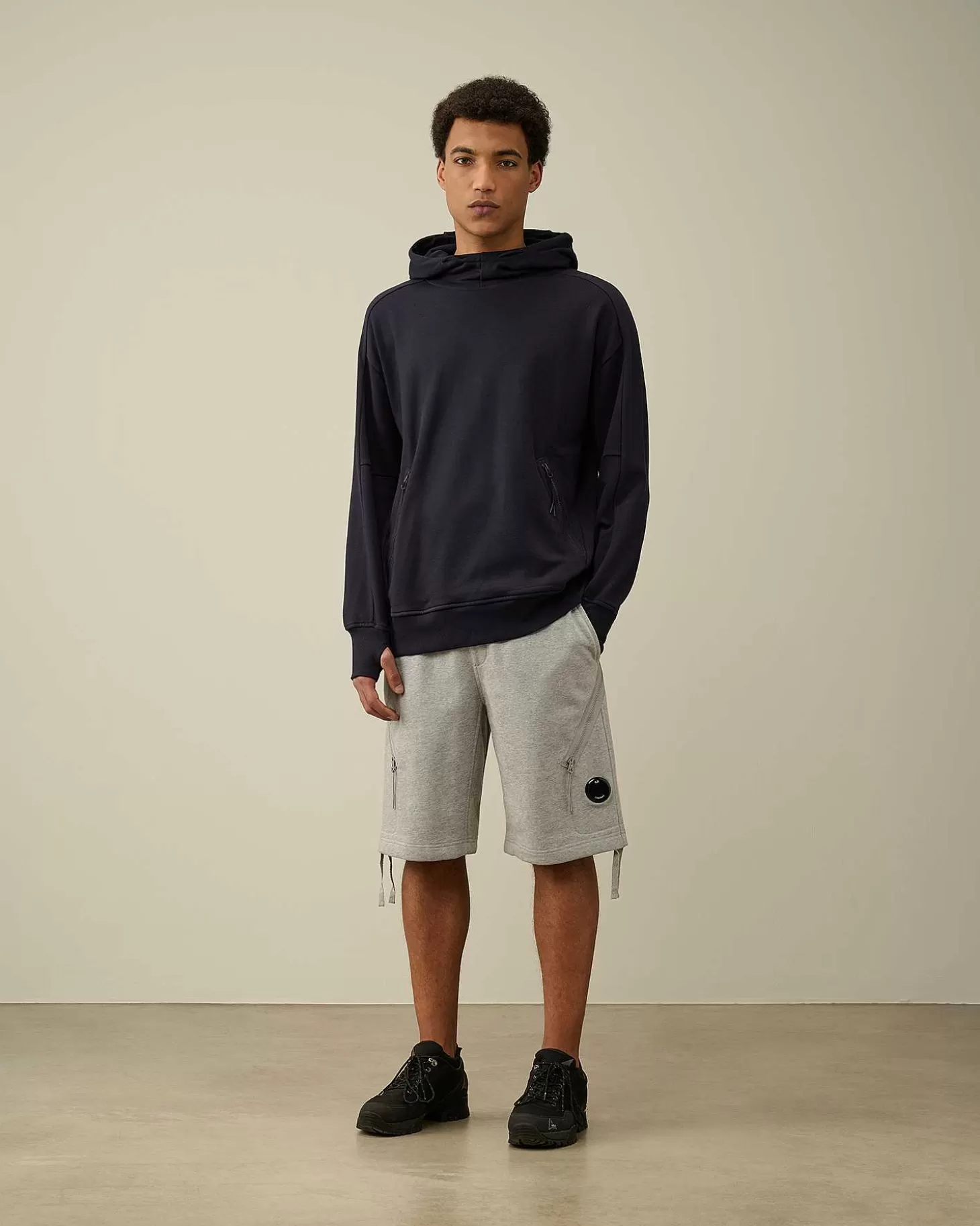 Cheap Diagonal Raised Fleece Zipped Pocket Shorts Men Tracksuits & Shorts