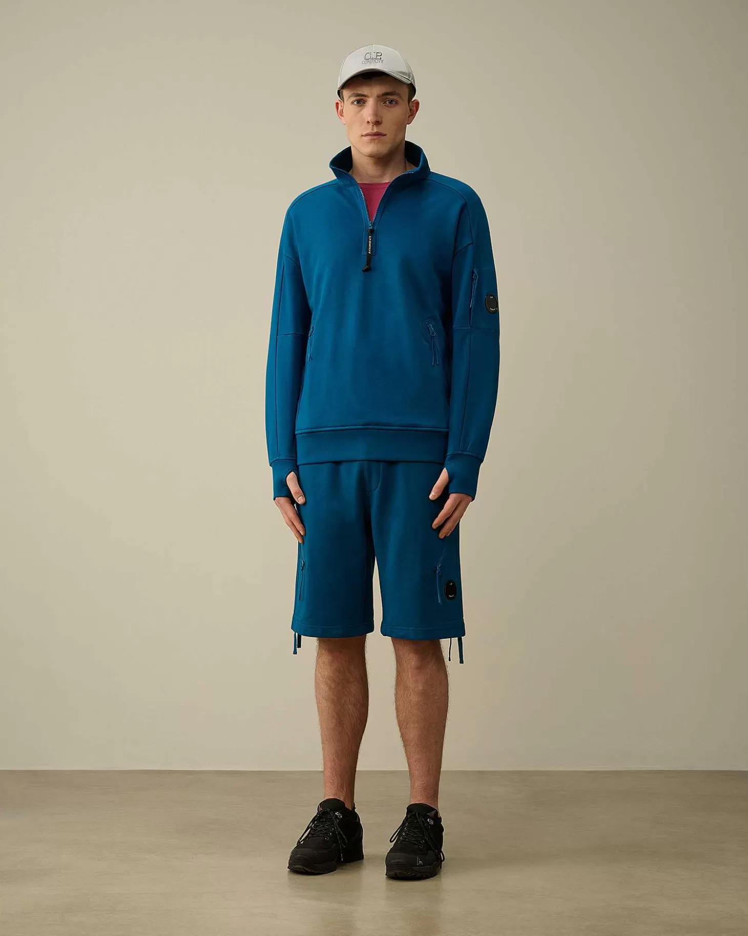 Cheap Diagonal Raised Fleece Zipped Sweatshirt Men Sweatshirts