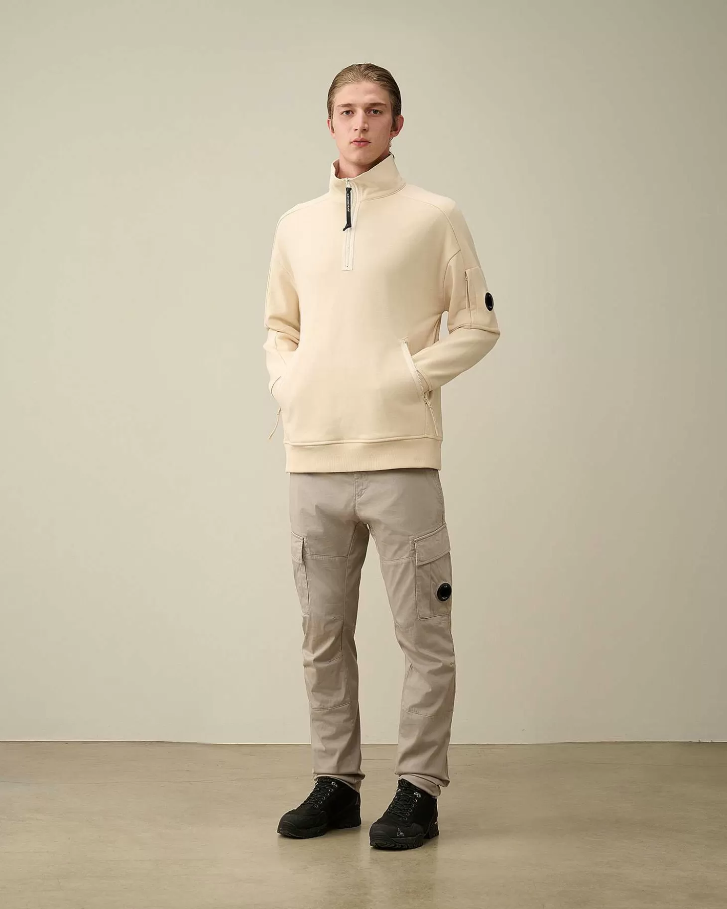 Outlet Diagonal Raised Fleece Zipped Sweatshirt Men Sweatshirts