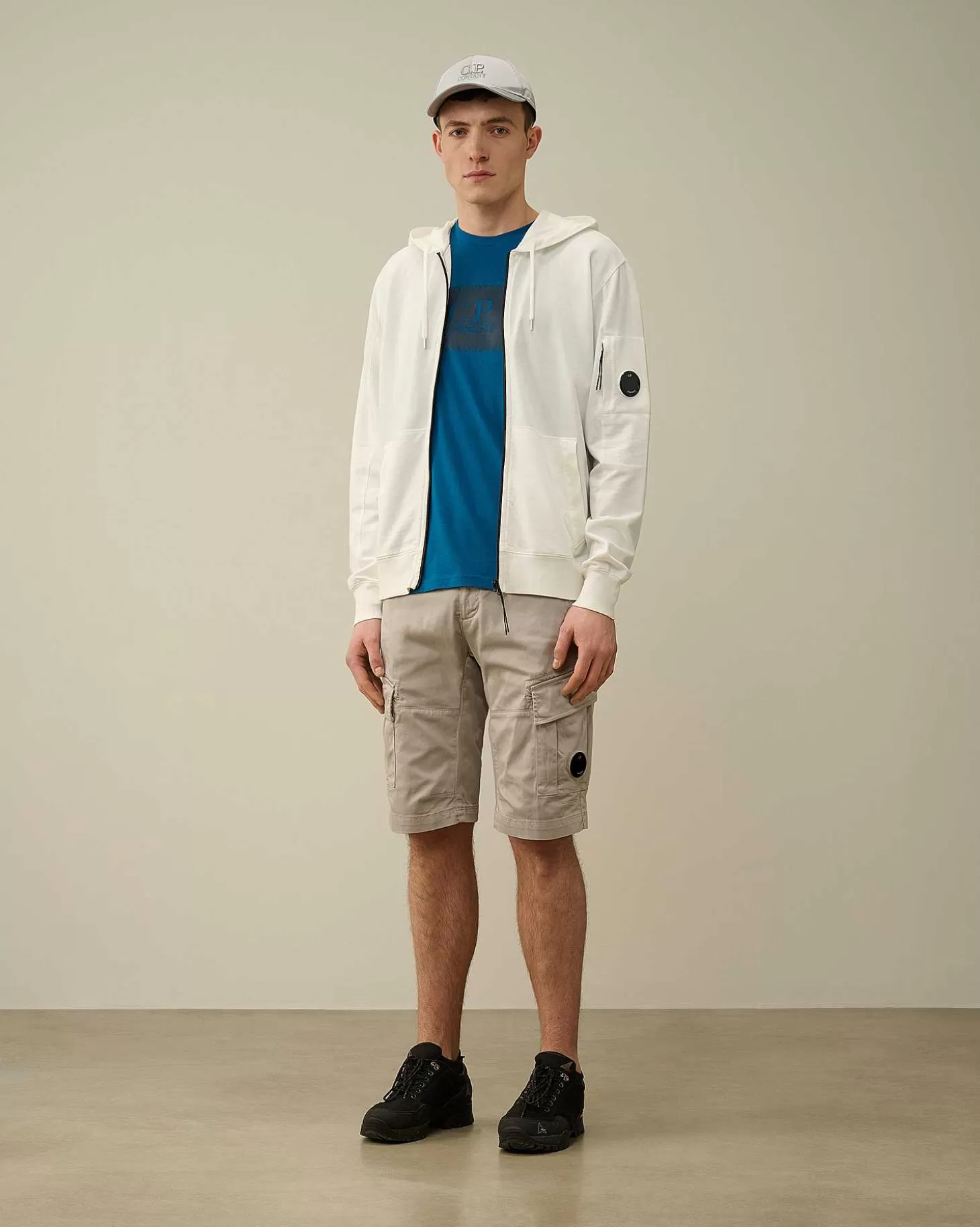 Shop Light Fleece Zipped Hoodie Men Sweatshirts