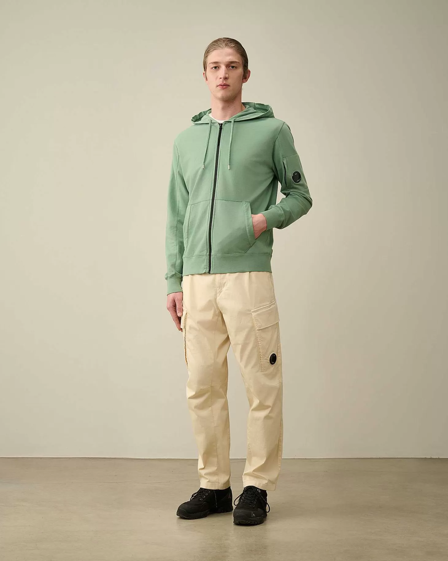 Hot Light Fleece Zipped Hoodie Men Sweatshirts